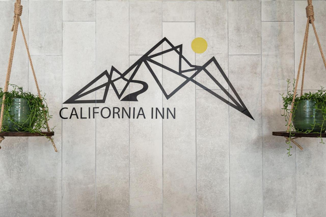 California Inn Anaheim Buitenkant foto